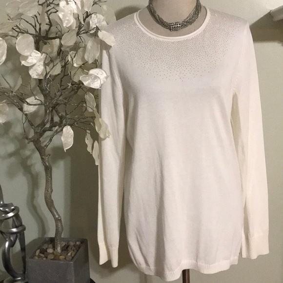 Calvin Klein Sweaters - CALVIN KLEIN WHITE SWEATER